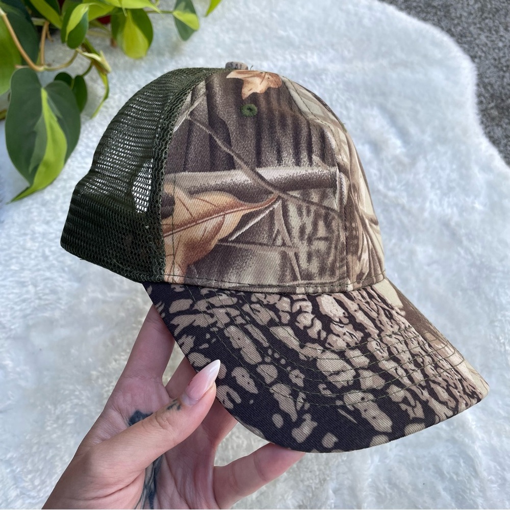 Vintage Realtree Camo Trucker Hat